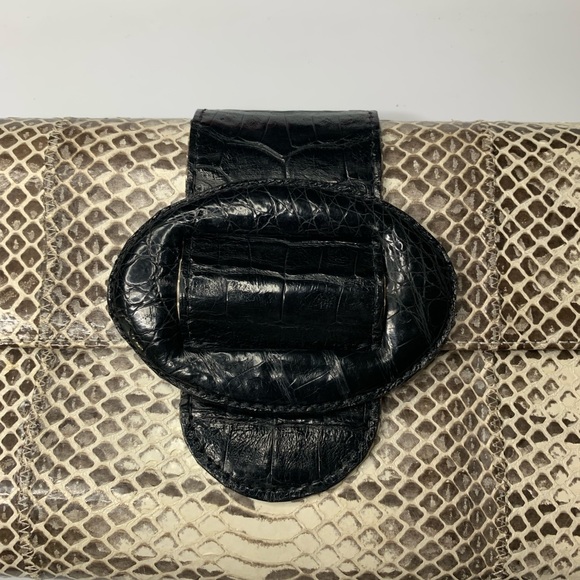 Carlos Falchi snakeskin clutch - Picture 4 of 8